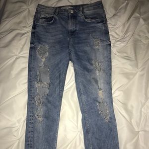 Distressed boyfriend jeans